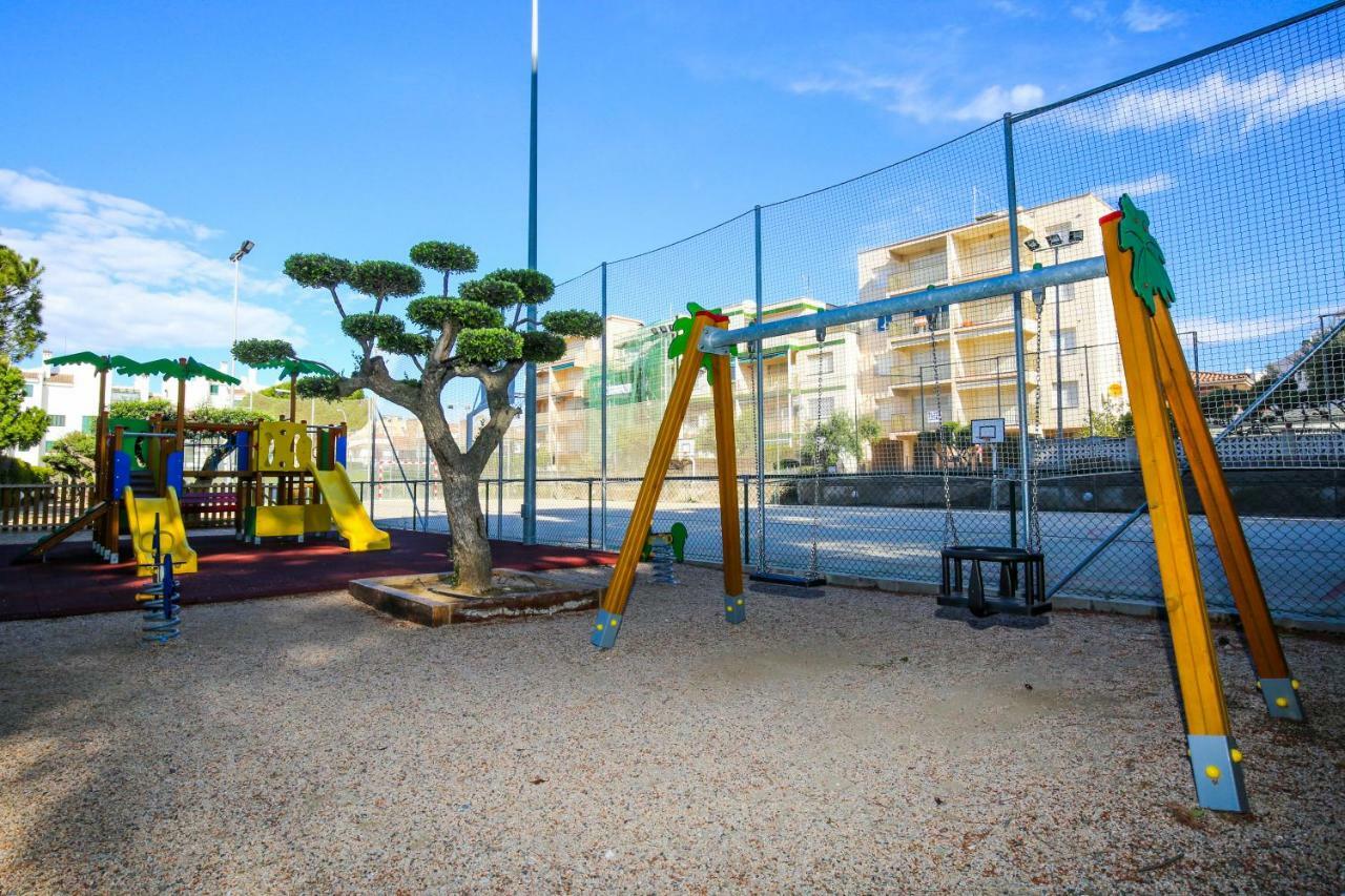Galera Planet Costa Dorada Villa Cambrils Exterior foto