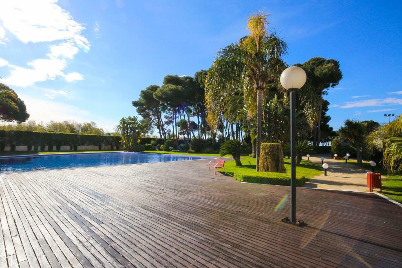 Galera Planet Costa Dorada Villa Cambrils Exterior foto
